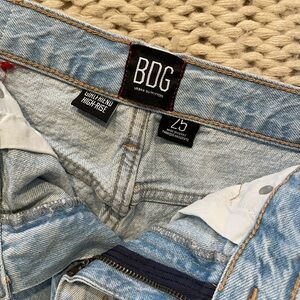 BDG Girlfriend Jean Shorts